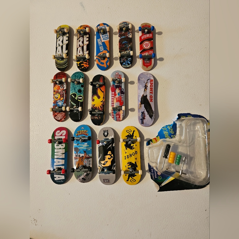 Tech Deck Fingerboards Set of 14.